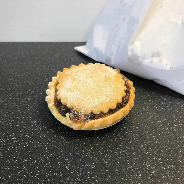 Halls Patisserie Mince Pies