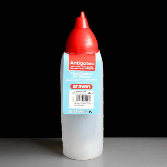 Araven 02556 750ml Non Drip Squeeze Sauce Bottle Red Nozzle Araven 02556 750ml Non Drip Squeeze Sauce Bottle Red Nozzle