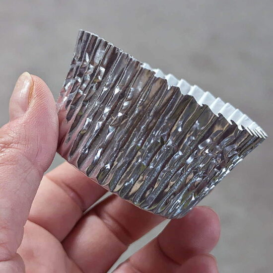 E141 - Silver Cupcake or Muffin Cases E141 - Silver Cupcake or Muffin Cases
