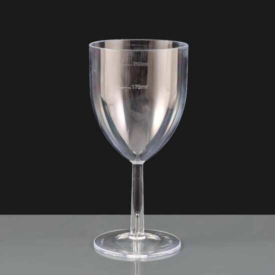647C Plastic Wine Glasses